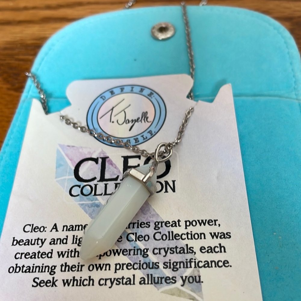 T Jazelle necklace